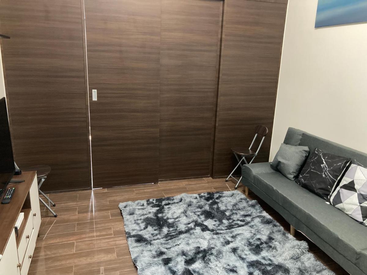 Makati Amazing View Penthouse Studio, Air Residence, Fast Internet * Manila