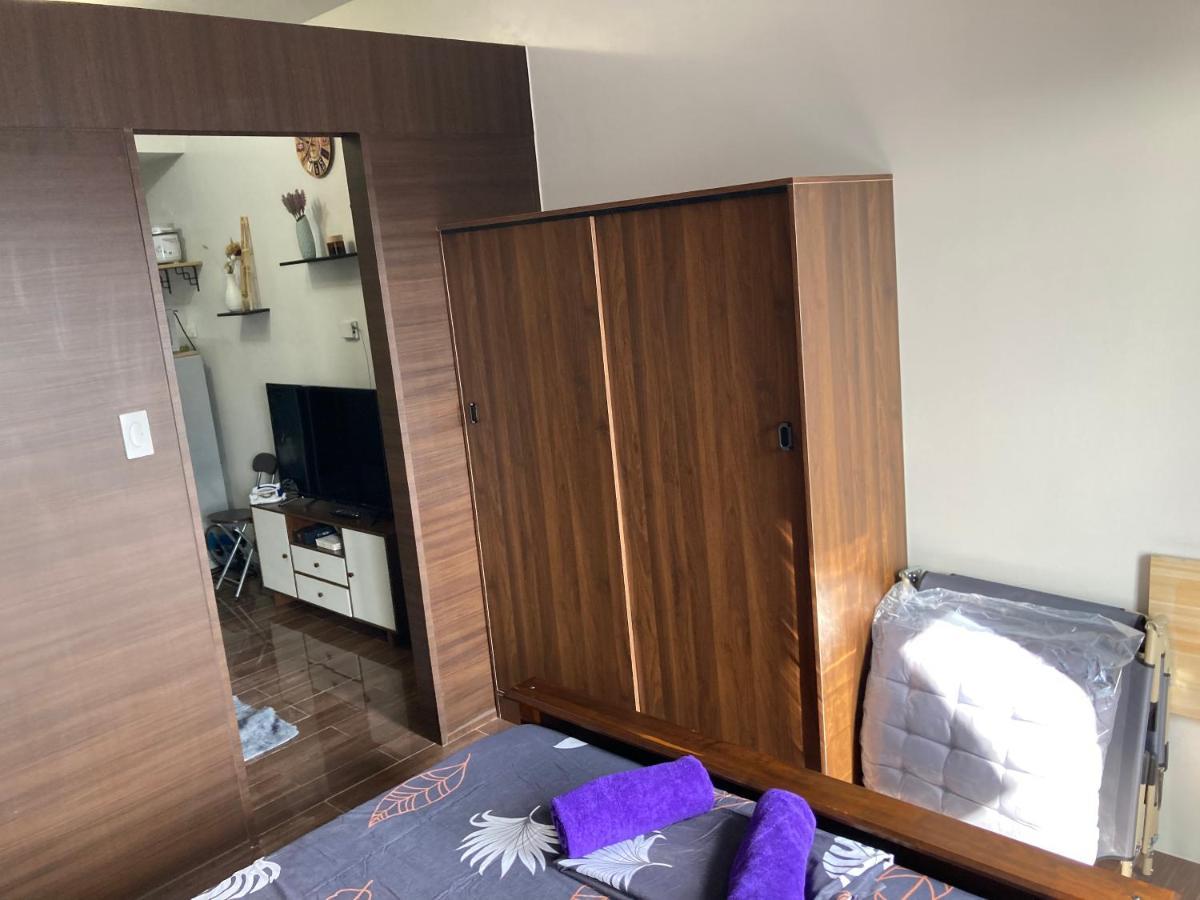 Makati Amazing View Penthouse Studio, Air Residence, Fast Internet Apartment Manila