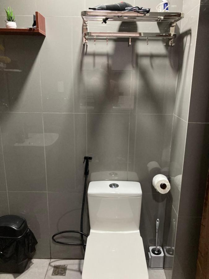 Makati Amazing View Penthouse Studio, Air Residence, Fast Internet *