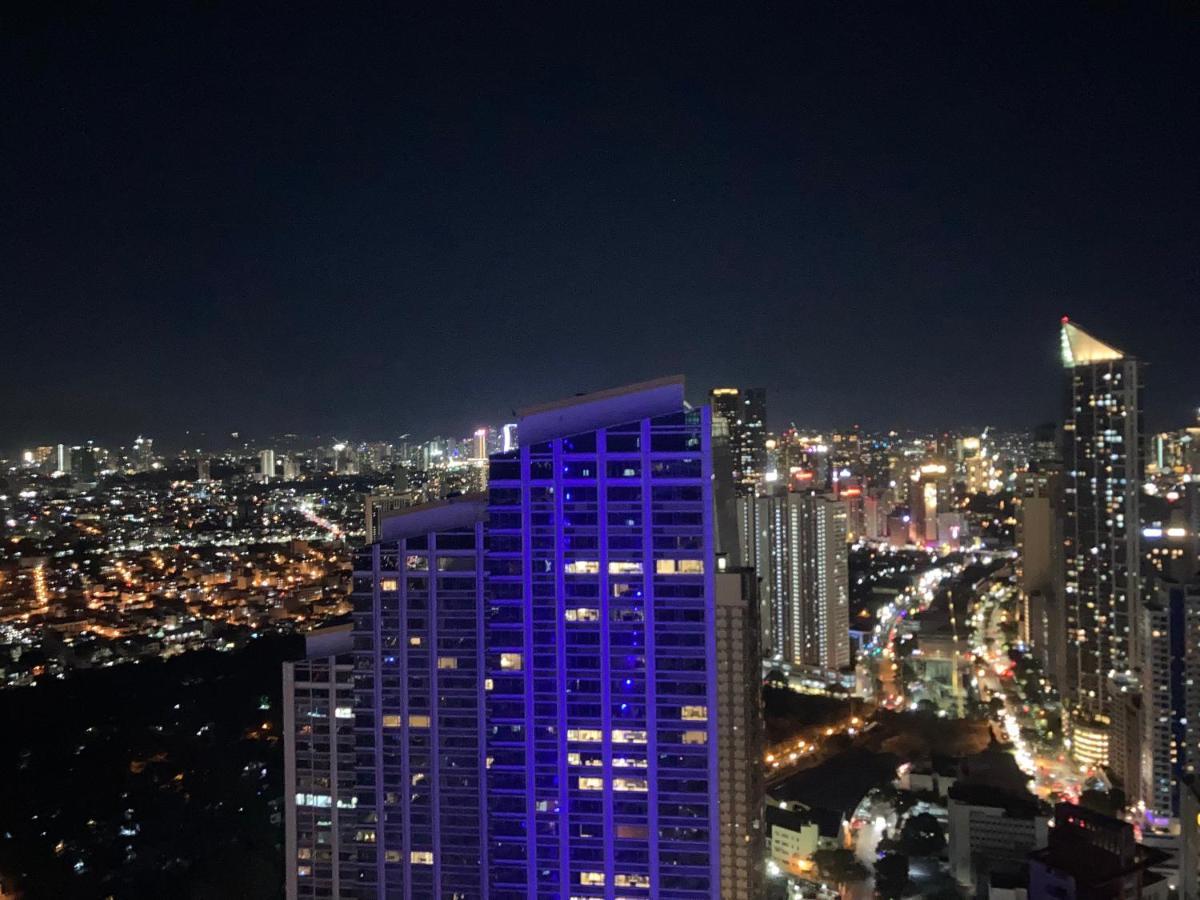 Apartment Makati Amazing View Penthouse Studio, Air Residence, Fast Internet Manila