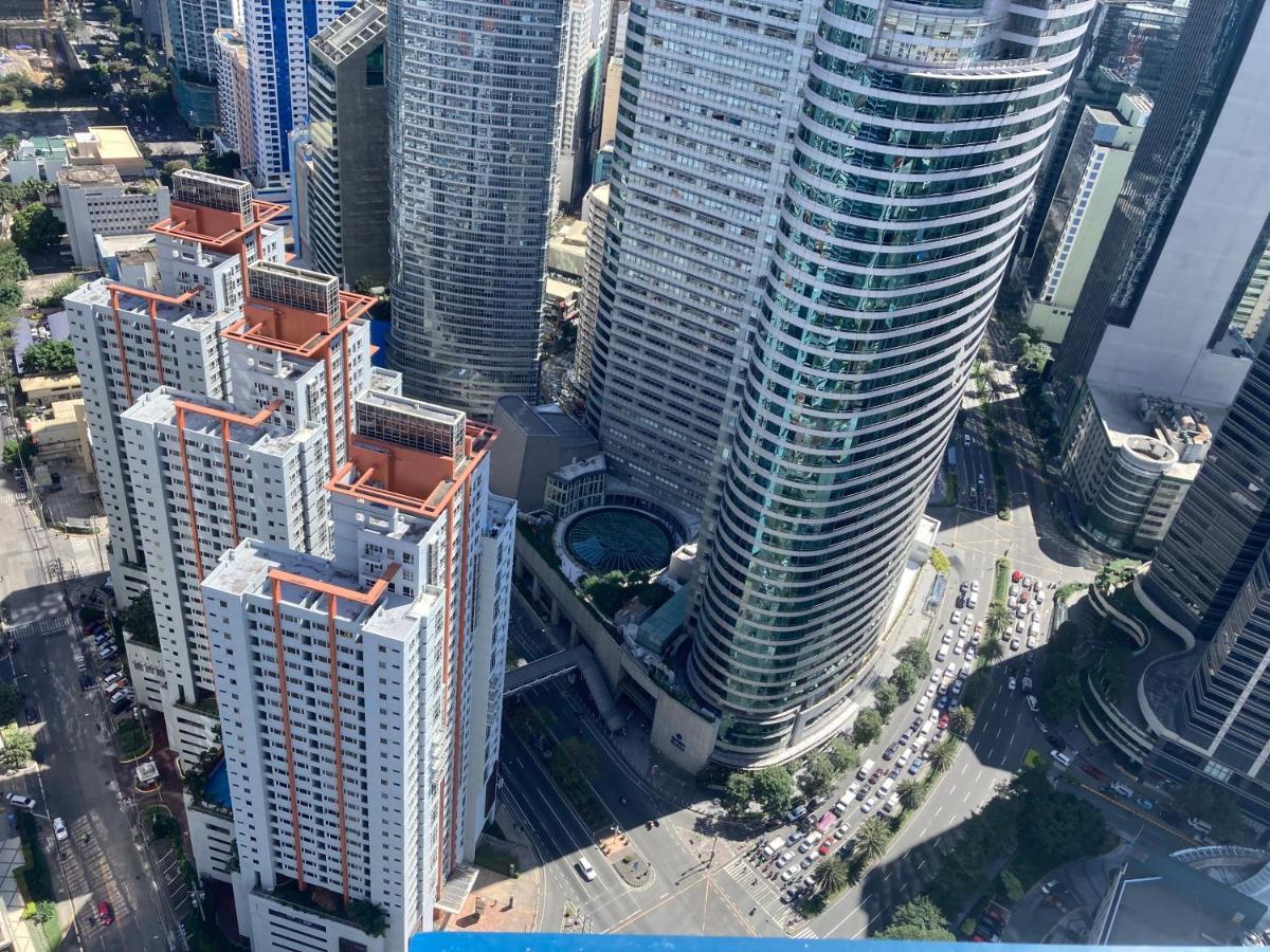 Apartment Makati Amazing View Penthouse Studio, Air Residence, Fast Internet *