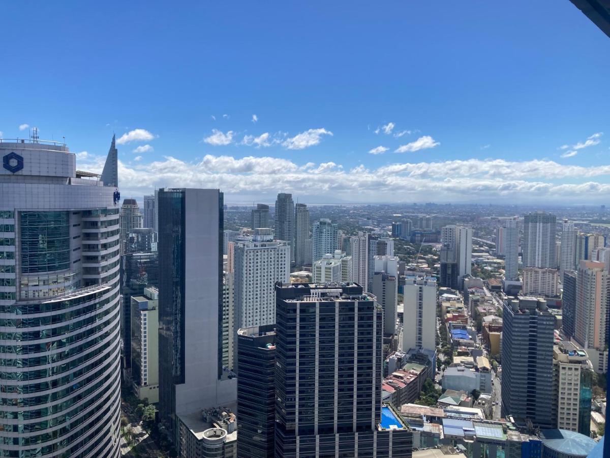 Apartment Makati Amazing View Penthouse Studio, Air Residence, Fast Internet Manila