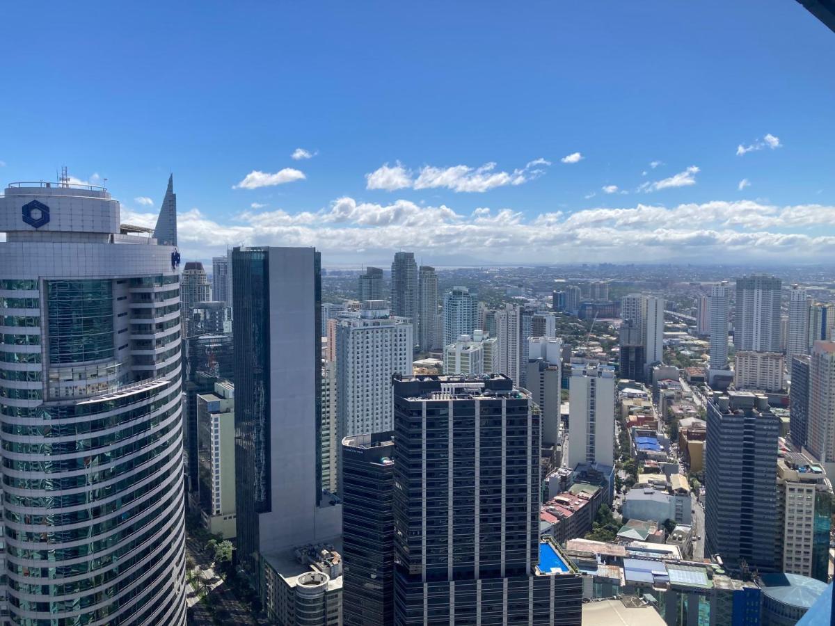 Apartment Makati Amazing View Penthouse Studio, Air Residence, Fast Internet *