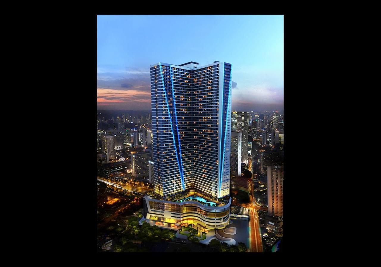 Makati Amazing View Penthouse Studio, Air Residence, Fast Internet Apartment
