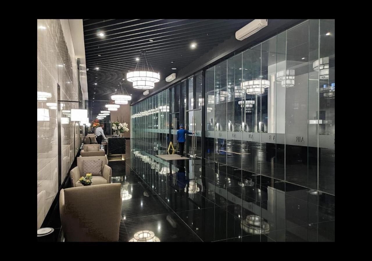 Makati Amazing View Penthouse Studio, Air Residence, Fast Internet